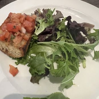 Parola Ristorante - Bruschetta - Italian Near Me - Maple, Ontario