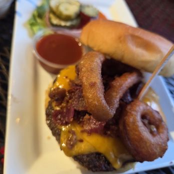 5 Star Burgers - Burgers Near Me - Clayton, Missouri