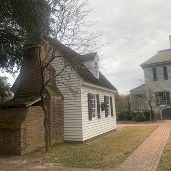 Williamsburg Inn - Cute little colonial cottage - Hotels Near Me - Williamsburg, Virginia Williamsburg Inn - Cute little colonial cottage - Hotels Near Me - Williamsburg, Virginia