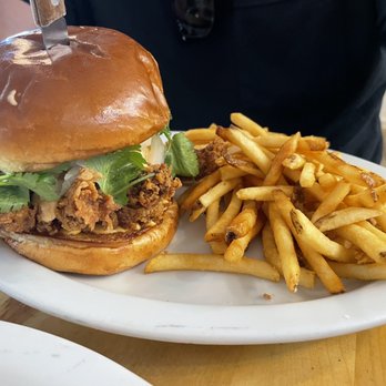 Over Easy - Crispy chicken sandwich - Breakfast & Brunch Near Me - Kailua, Hawaii Over Easy - Crispy chicken sandwich - Breakfast & Brunch Near Me - Kailua, Hawaii