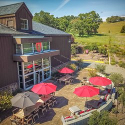 Roth Estate Winery - Great outdoor space that encourages a fun, laid-back atmosphere.