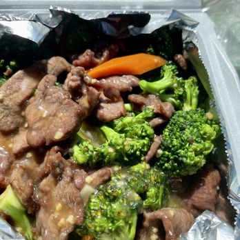 Peking Garden - Beef and broccoli - Chinese Near Me - Lakewood, Washington
