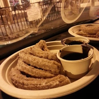 Casa De Chocolates - Special promo of churros and chocolate sauce. Delicious! - Chocolatiers & Shops Near Me - Berkeley, California Casa De Chocolates - Special promo of churros and chocolate sauce. Delicious! - Chocolatiers & Shops Near Me - Berkeley, California