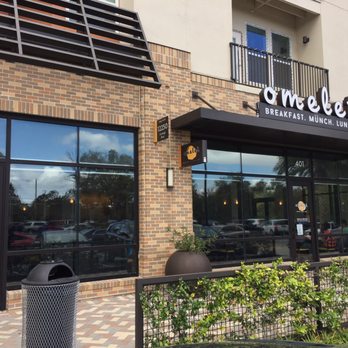 Omelet Bar - Front of restaurant - Breakfast & Brunch Near Me - Orlando, Florida