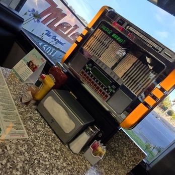 The Original Mels - San Leandro - Juke - Diners Near Me - San Leandro, California