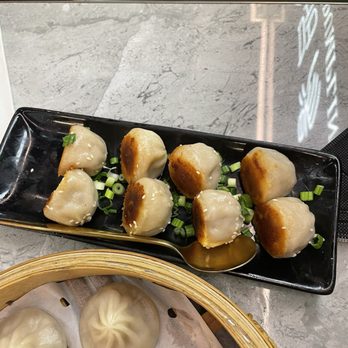 Supreme Dumplings - Mini Pan-Fried Dumplings (8) - Shanghainese Near Me - Bellevue, Washington Supreme Dumplings - Mini Pan-Fried Dumplings (8) - Shanghainese Near Me - Bellevue, Washington