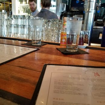 24 Diner - Diners Near Me - Austin, Texas
