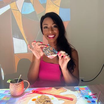 7 Paintings - Eating a Picasso masterpiece on top of noodles with sauces in a painting palette. - Dinner Theater Near Me - West Hollywood, California