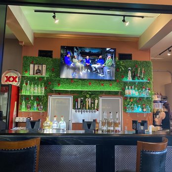 Casa Mia - bar - New Mexican Cuisine Near Me - Saint Charles, Missouri