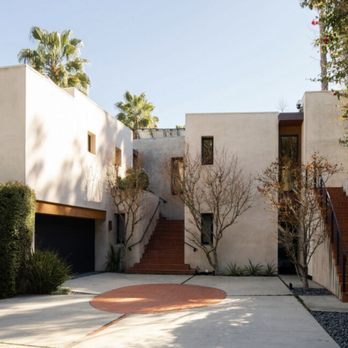 Mary Regal - Private and gated modern by William Adams Architect in Los Feliz | Represented Tenant - Real Estate Agents Near Me - Los Angeles, California Mary Regal - Private and gated modern by William Adams Architect in Los Feliz | Represented Tenant - Real Estate Agents Near Me - Los Angeles, California