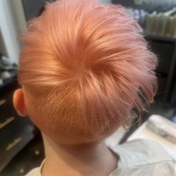 Alexander G.
an elite hair salon
in San Francisco