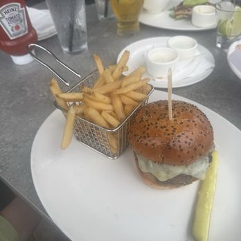 Yard House - Two Pepper Jack - Bars Near Me - Sunrise, Florida