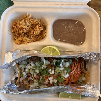 Nissi Vegmex - Vegan pastor and carne asada taco plate - Mexican Near Me - Austin, Texas