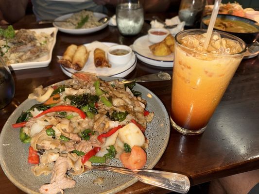 Weera Thai Food - Town square by null
