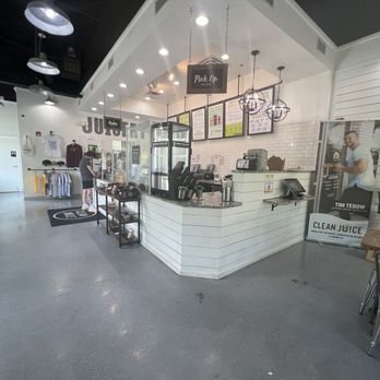 Clean Juice - Inside - Juice Bars & Smoothies Near Me - Matthews, North Carolina