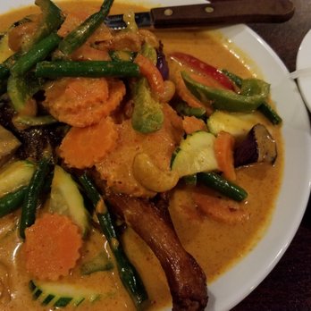 Raan Thai - Red Currie Duck dreams are made of this! - Thai Near Me - Smithtown, New York