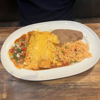 El Meson Restaurant - Enchiladas - Spanish Near Me - Houston, Texas