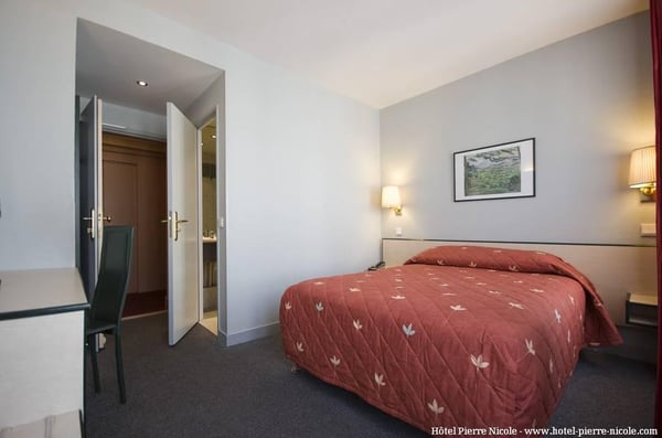 Hôtel Pierre Nicole by null