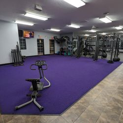 Anytime Fitness - Functional room
