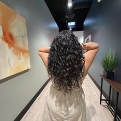 Raw Hair Studio - We love curls #3chair