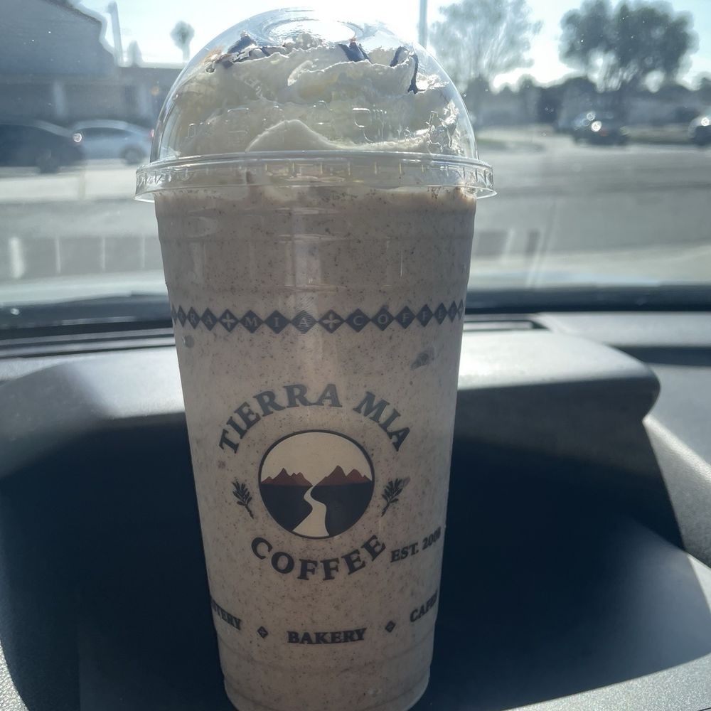 Tierra Mia Coffee - Chocolate Mexicano Frappe - Coffee & Tea Near Me - Long Beach, California