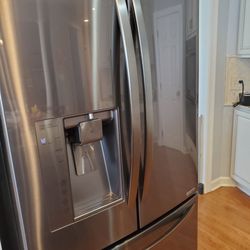 The Repair Ma’am - The broken refrigerator
