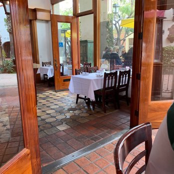 Mizza - Spending some time for lunch and wine. - Italian Near Me - Santa Barbara, California Mizza - Spending some time for lunch and wine. - Italian Near Me - Santa Barbara, California