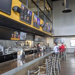 Flix Brewhouse - The bar.