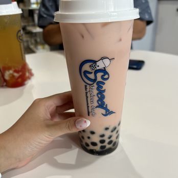 Sweet Tapioca Cafe - Sakura Rose Milk Tea - Bubble Tea Near Me - Chesterfield, Missouri