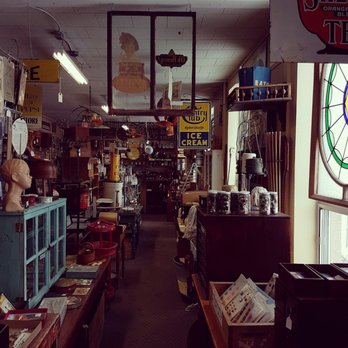 Barrie Antiques Centre - Interior - Antiques Near Me - Barrie, Ontario Barrie Antiques Centre - Interior - Antiques Near Me - Barrie, Ontario