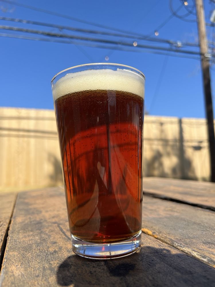 Lazy Oaks Beer Garden Image