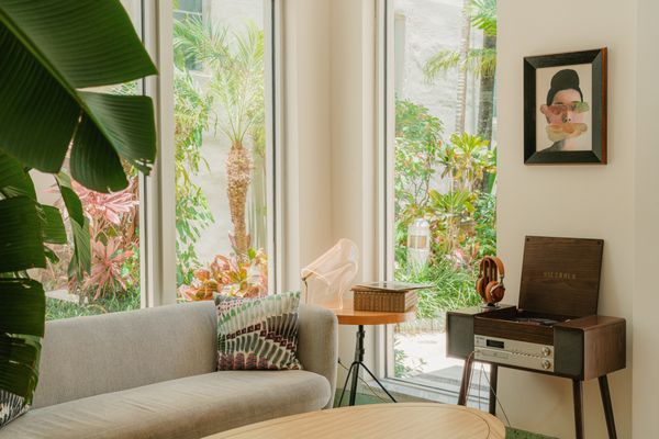 Kimpton Surfcomber Hotel by null