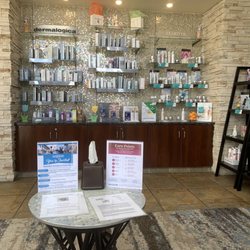 Hand & Stone Massage and Facial Spa - Lobby