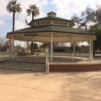 Zumwalt park - Pavilion / gazebo - Dog Parks Near Me - Tulare, California Zumwalt park - Pavilion / gazebo - Dog Parks Near Me - Tulare, California