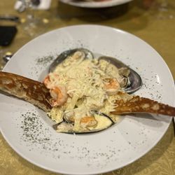 Stefano's Bistro - Seafood fettuccine