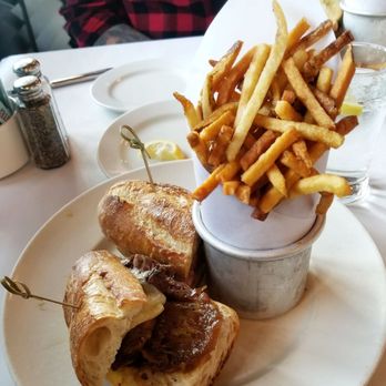 Bar Frites - Sliced steak sandwich - French Near Me - Greenvale, New York Bar Frites - Sliced steak sandwich - French Near Me - Greenvale, New York