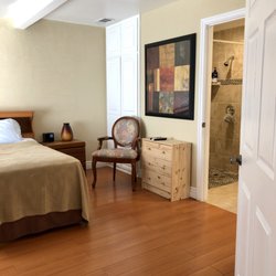 Somerset Homecare - Bedroom #1 with private bathroom