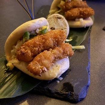 Vanderpump Cocktail Garden - Hot Honey Chicken Sliders - Lounges Near Me - Las Vegas, Nevada