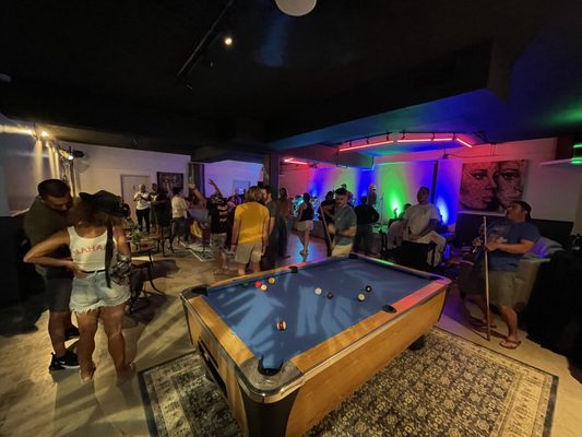 Session Bar SESSIONS BAR & LOUNGE - CLOSED - Updated April 2026 - 18 Photos & 19 ...