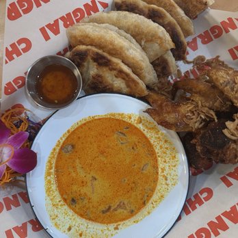 Chiang Rai - Yellow curry, Roti, Fried Chicken - Thai Near Me - Long Beach, California Chiang Rai - Yellow curry, Roti, Fried Chicken - Thai Near Me - Long Beach, California