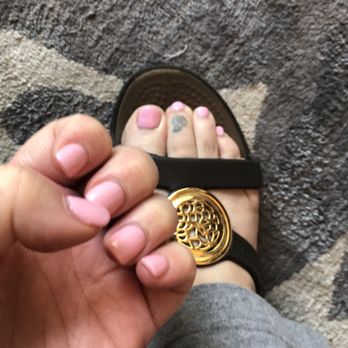 Nails Palace & Spa - No chip on pedi & No chip with acrylic overlay for mani-lasts 3+ weeks (for me)- and really doesn't chip, no drying time at all. - Nail Salons Near Me - Mokena, Illinois