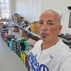 La Bodega Outlet