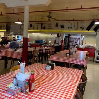 Samoa Cookhouse - Waiting for everyone to get settled in - American Near Me - Samoa, California Samoa Cookhouse - Waiting for everyone to get settled in - American Near Me - Samoa, California