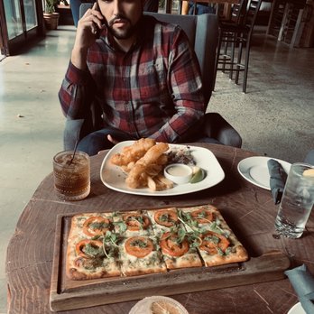 Tempo Kitchen & Bar - Fish&chips and margherita pizza - New American Near Me - Gilroy, California