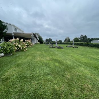 Ev&Em Vineyards - Outdoor seating - Wine Tasting Room Near Me - Laurel, New York