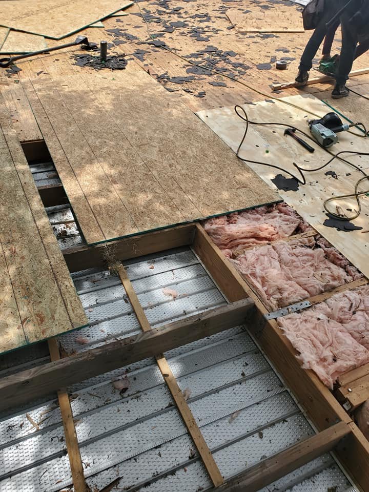 Slide of Ovando Roofing