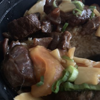 Moom Muum  - Braised beef rice dish - Thai Near Me - Dallas, Texas