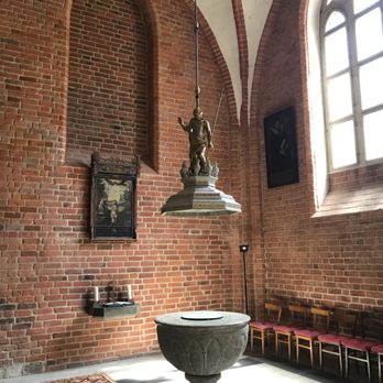 Sankt Johannis Kirche Petersdorf - Churches Near Me - Fehmarn, SH