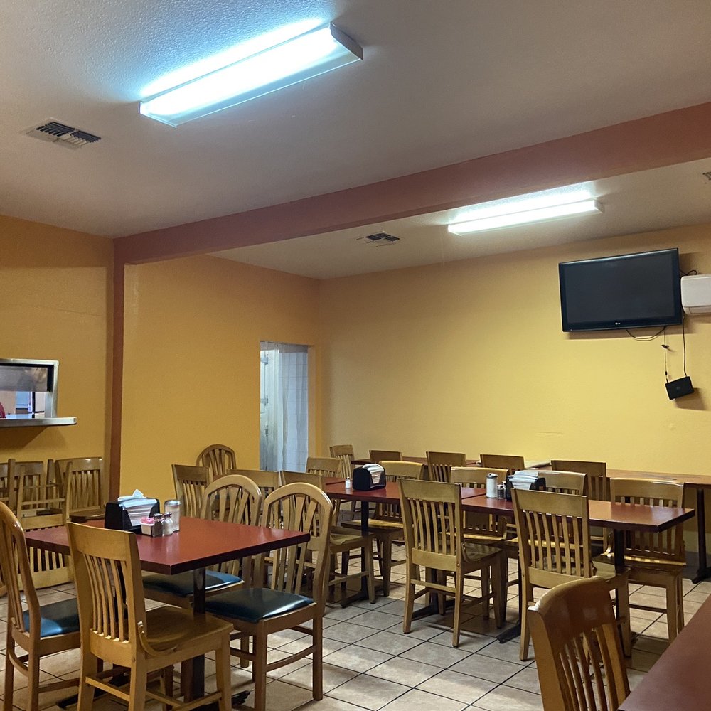 El Rodeo Mexican Grill - a restaurant with tables and chairs - Mexican Near Me - San Antonio, Texas