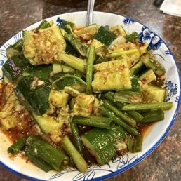 Smashed cucumber